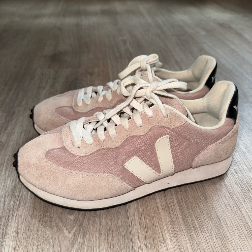 Veja Pink Sneakers